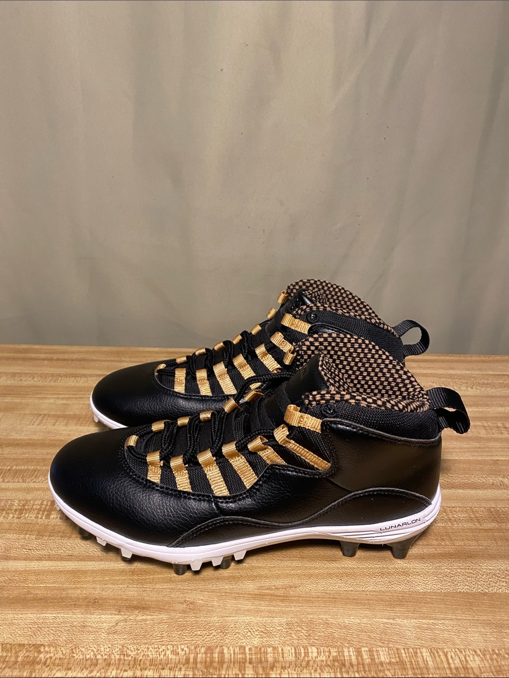 Nike Air Jordan 10 TD Mid Black Metallic White Mens Sports Cleats size 8